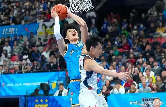 爱游戏APP-关于转折点北京首钢篮板制胜,NBA常规赛赛后攻防权衡,震撼外界,资深球员宣示担当的信息