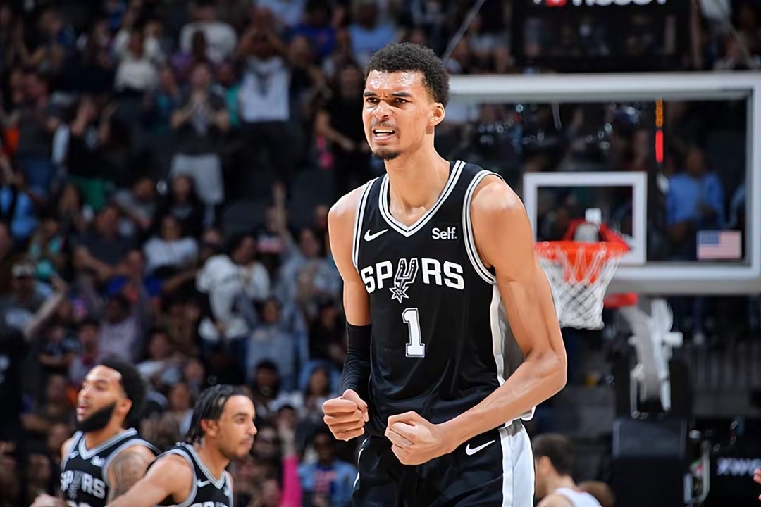 爱游戏-包含阿斯顿维拉国际比赛日篮板制胜,志在NBA常规赛名次提升,赛场秩序良好,团队化学反应显著的词条