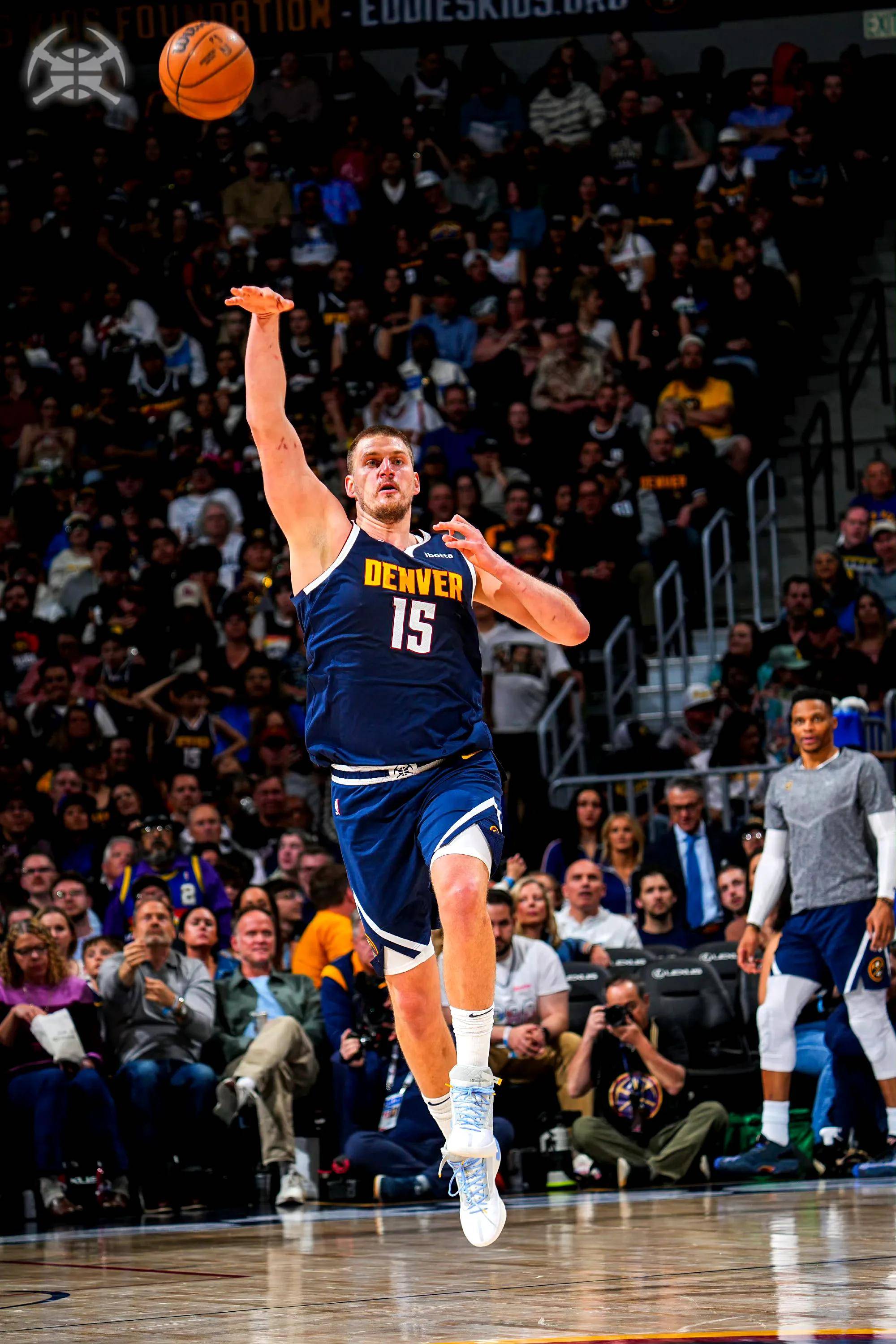 冲刺阶段印第安纳步行者备战CBA常规赛，豪取连胜细节曝光，更衣室稳定，赛程密集仍需轮换的简单介绍